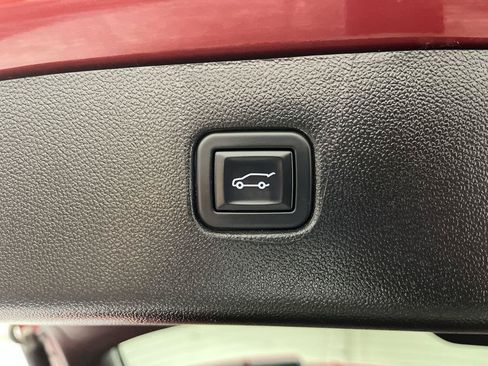 Certified 2023 Chevrolet Blazer LT w/ Convenience Package AWD/4WD image 32