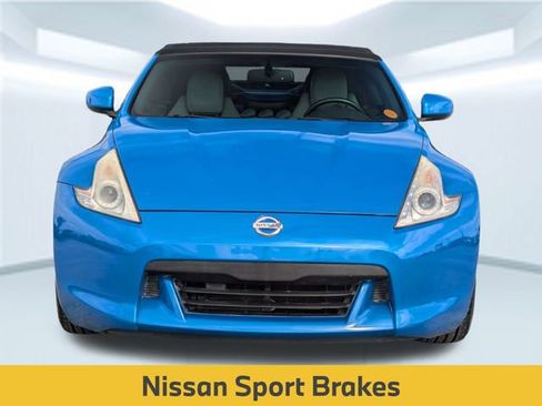 Used 2010 Nissan 370Z Touring w/ Sport Pkg image 11