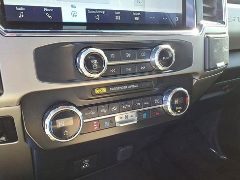 Used 2022 Ford F250 Lariat w/ Lariat Ultimate Package image 27