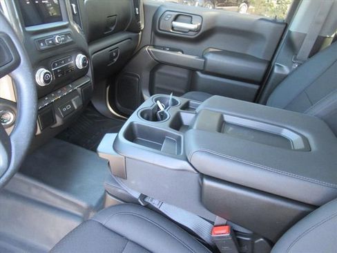 Used 2026 GMC Sierra 1500 Pro w/ Pro Value Package AWD/4WD image 14