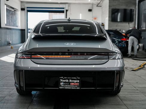 Used 2024 Hyundai Ioniq 6 Limited image 7