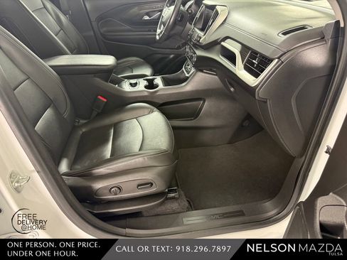 Used 2022 GMC Terrain SLT FWD image 42