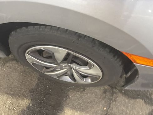 Used 2020 Honda Civic LX image 4