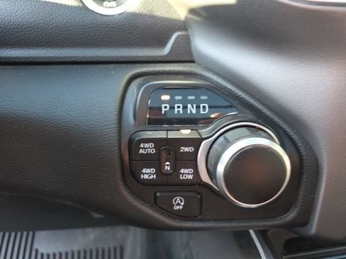 Used 2022 RAM 1500 Big Horn AWD/4WD image 11