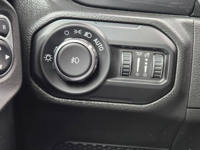 Used 2022 Jeep Wrangler Unlimited Sport AWD/4WD image 22
