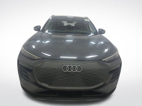 Used 2025 Audi Q6 e-tron Premium Plus w/ Premium Plus image 4