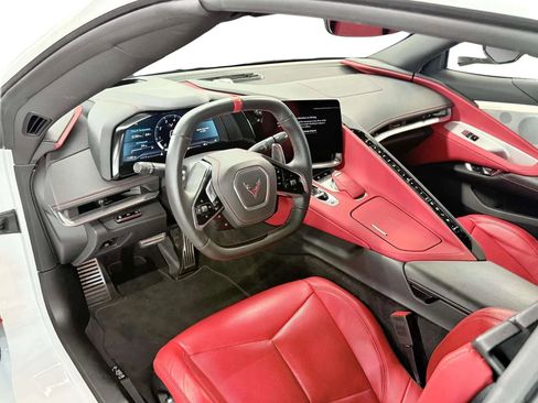 Used 2025 Chevrolet Corvette Stingray Preferred Cpe w/ 2LT image 9