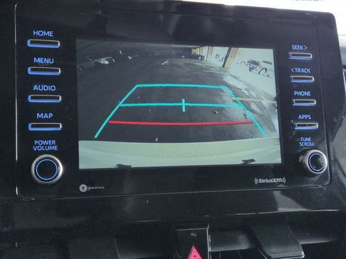 Certified 2022 Toyota Camry LE image 20