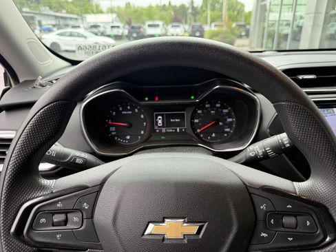 Used 2022 Chevrolet TrailBlazer LT w/ Convenience Package AWD/4WD image 15