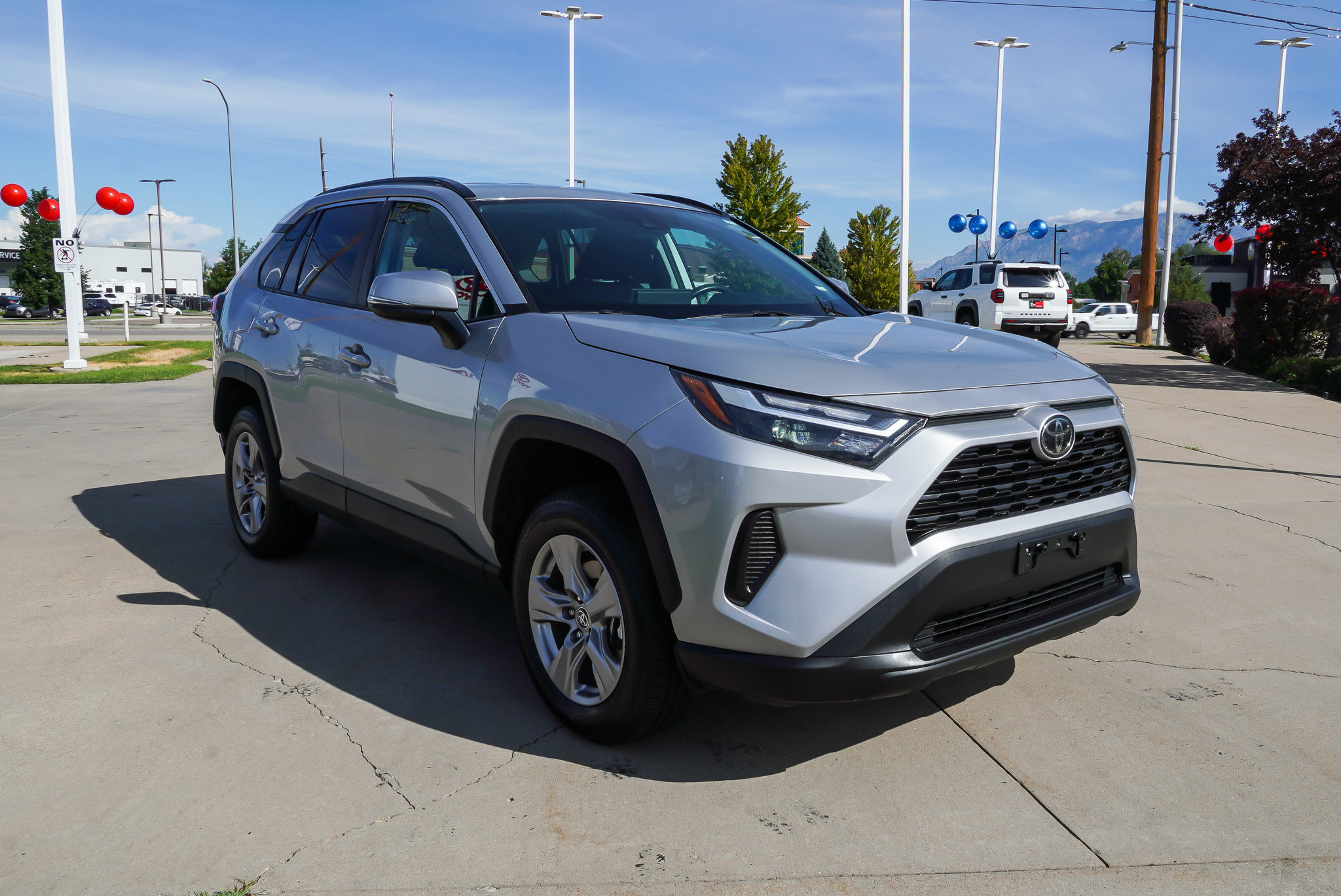 Certified 2025 Toyota RAV4 XLE AWD/4WD image 2