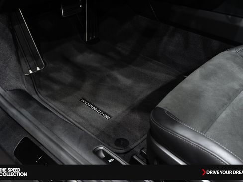 Used 2024 Porsche 911 Targa 4 GTS w/ Premium Package image 16