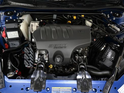 Used 2003 Chevrolet Monte Carlo SS FWD image 19