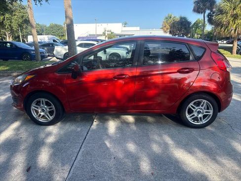 Used 2018 Ford Fiesta SE FWD image 13