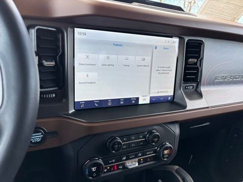Used 2024 Ford Bronco Outer Banks image 40