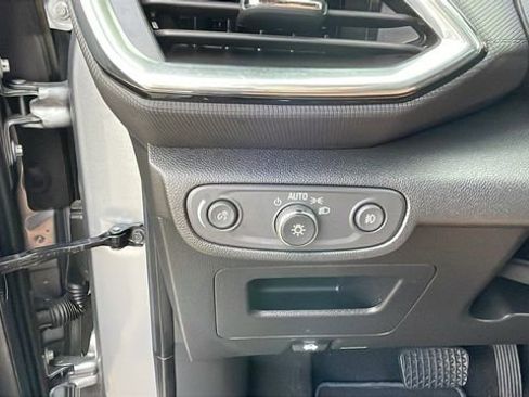 Used 2023 Chevrolet TrailBlazer LT image 26