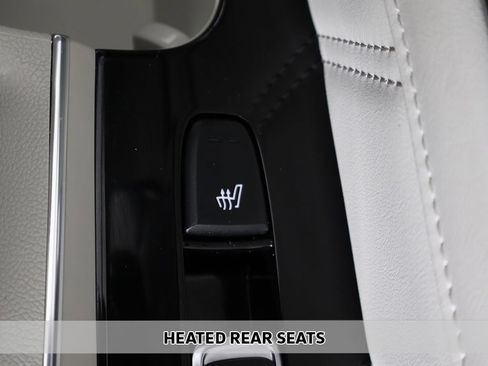 Certified 2023 Kia Sorento SX Prestige AWD/4WD image 9