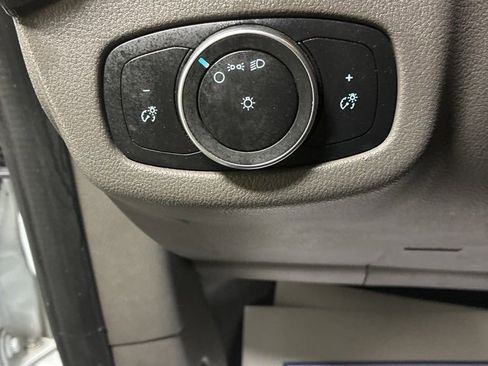 Used 2019 Ford Transit Connect XL image 13