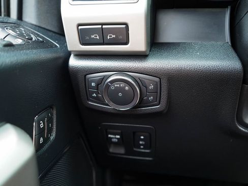 Used 2019 Ford F150 Lariat AWD/4WD image 33