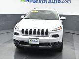 Used 2017 Jeep Cherokee Limited image 4
