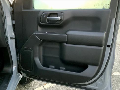 Used 2025 Chevrolet Silverado 1500 Custom Trail Boss image 21