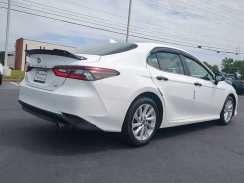 Used 2023 Toyota Camry LE FWD image 4