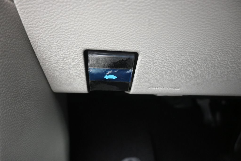 Used 2024 Chrysler Pacifica Touring-L FWD image 29