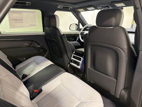 New 2026 Land Rover Range Rover Sport Dynamic SE AWD/4WD image 26