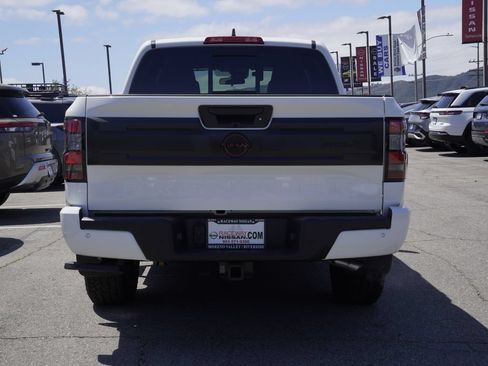 New 2026 Nissan Frontier Pro-X w/ Tow Package RWD image 4
