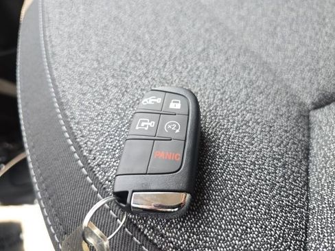 New 2025 RAM ProMaster 2500 w/ Quick Order Package 22G SLT image 27