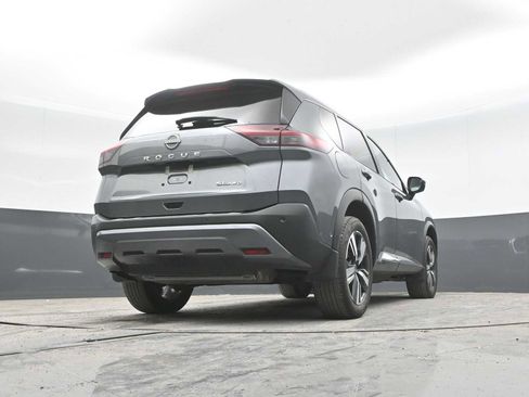Used 2023 Nissan Rogue SL AWD/4WD image 40