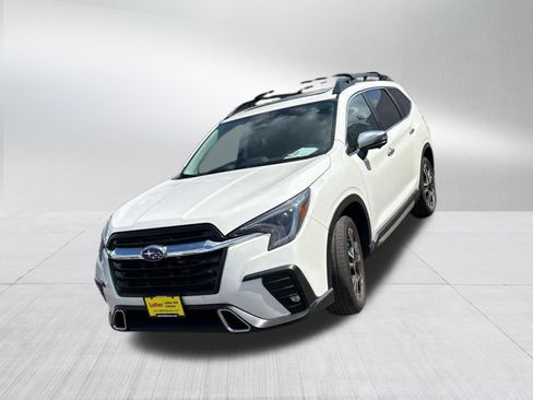 Used 2023 Subaru Ascent Touring AWD/4WD image 16
