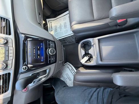 Used 2015 Honda Odyssey EX-L image 27