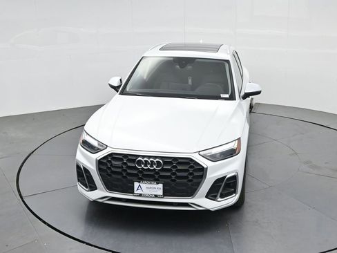 Used 2023 Audi Q5 2.0T Premium w/ Convenience Package AWD/4WD image 37