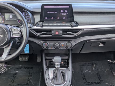 Used 2024 Kia Forte LXS FWD image 16