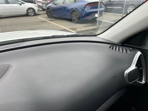 Used 2025 Kia Soul LX w/ LX Technology Package image 33