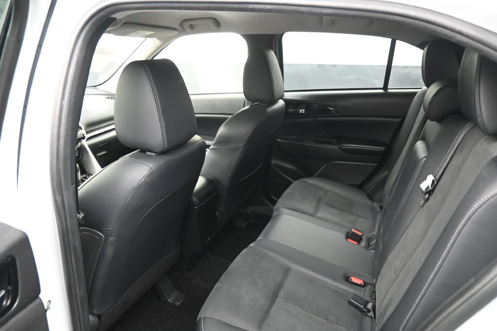 Used 2025 Mitsubishi Eclipse Cross SE AWD/4WD image 24