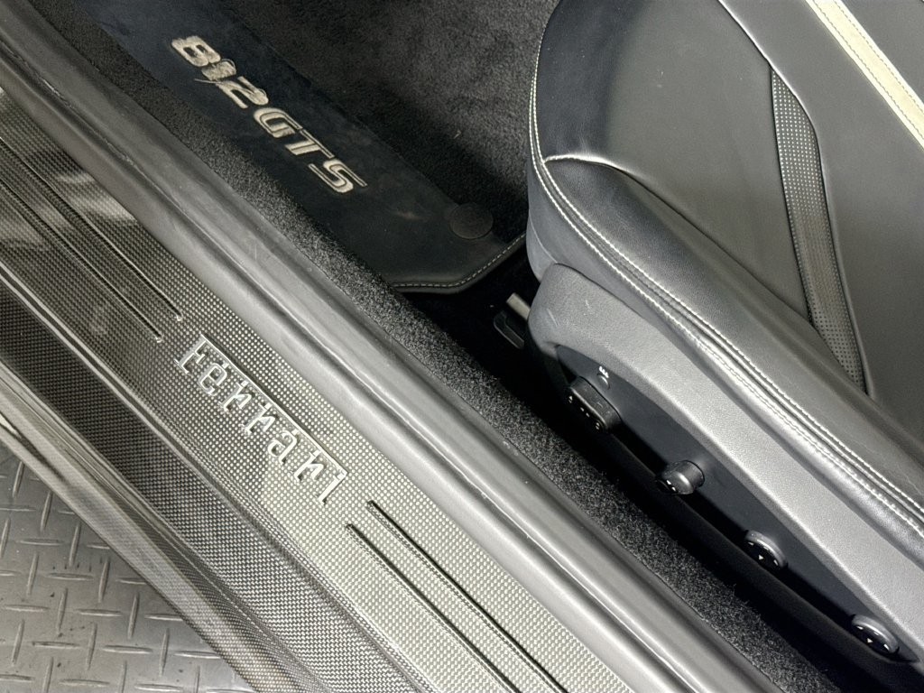Certified 2021 Ferrari 812 GTS RWD image 19
