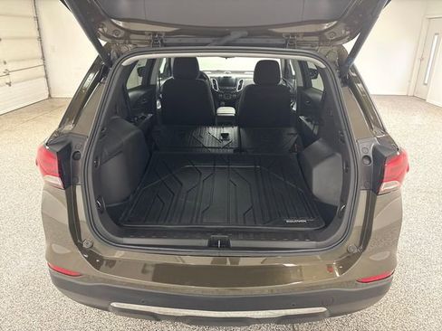 Used 2023 Chevrolet Equinox LT image 25