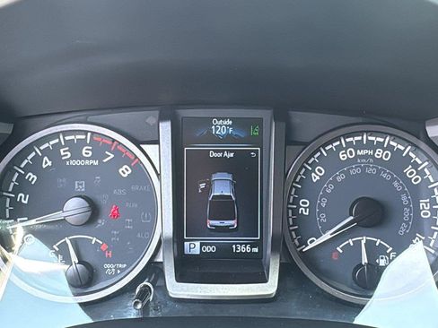 Used 2023 Toyota Tacoma TRD Sport AWD/4WD image 15