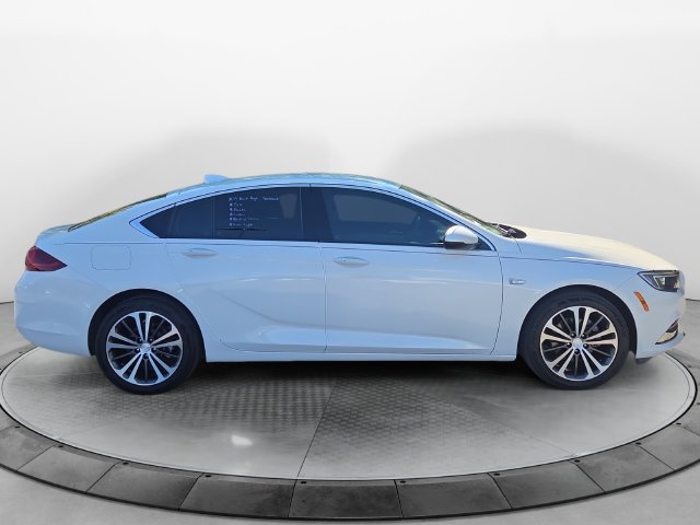 Used 2019 Buick Regal Essence FWD image 6
