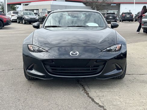 Used 2017 MAZDA MX-5 Miata RF Grand Touring image 2