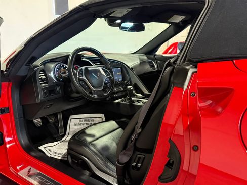 Used 2014 Chevrolet Corvette Stingray Convertible RWD image 19