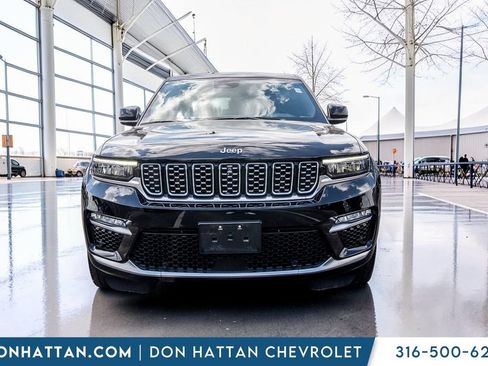 Used 2022 Jeep Grand Cherokee Summit AWD/4WD image 31