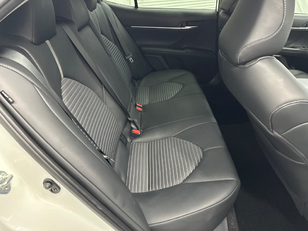 Used 2024 Toyota Camry SE FWD image 16