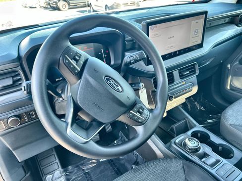 Certified 2025 Ford Maverick XL w/ Equipment Group 102A image 16