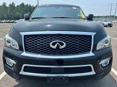 Used 2017 INFINITI QX80 4WD w/ Driver Assistance Package image 8
