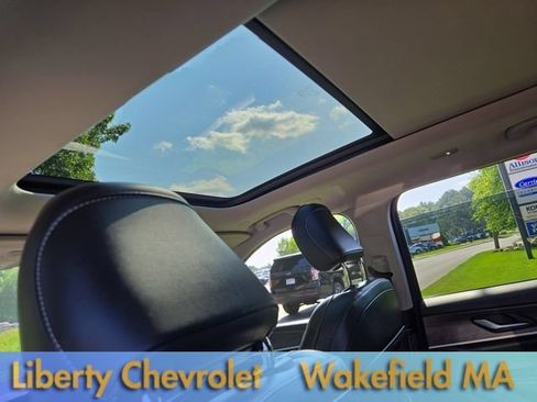 Used 2023 Jeep Grand Cherokee L Limited AWD/4WD image 25