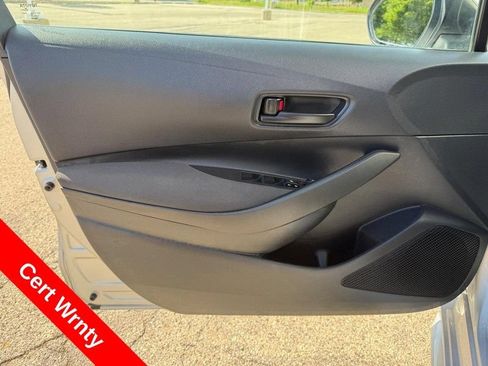 Used 2025 Toyota Corolla LE FWD image 19