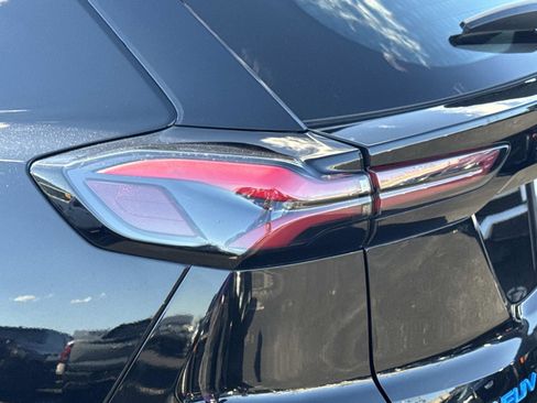 Used 2023 Chevrolet Bolt EUV LT w/ Driver Confidence Package image 29