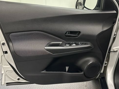 Certified 2019 Nissan Kicks S FWD image 16